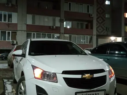 Chevrolet Cruze 2013 года за 3 600 000 тг. в Атырау – фото 18