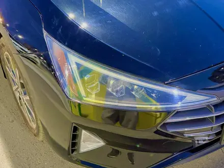 Hyundai Elantra 2019 года за 8 500 000 тг. в Астана – фото 2