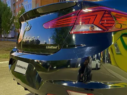 Hyundai Elantra 2019 года за 8 500 000 тг. в Астана – фото 8