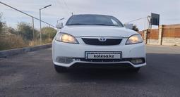 Daewoo Gentra 2014 года за 2 850 000 тг. в Алматы – фото 2