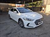 Hyundai Elantra 2018 года за 8 000 000 тг. в Шымкент – фото 3