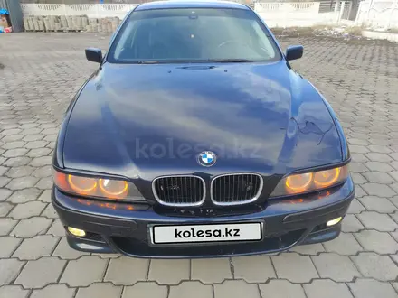 BMW 520 1997 года за 2 850 000 тг. в Караганда – фото 11