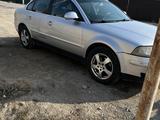 Volkswagen Passat 2005 годаүшін1 800 000 тг. в Жаркент
