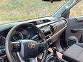 Toyota Hilux 2017 годаfor12 900 000 тг. в Алматы – фото 5