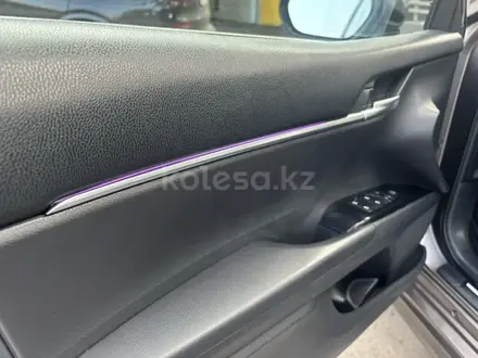 Toyota Camry 2019 года за 10 000 000 тг. в Алматы – фото 5