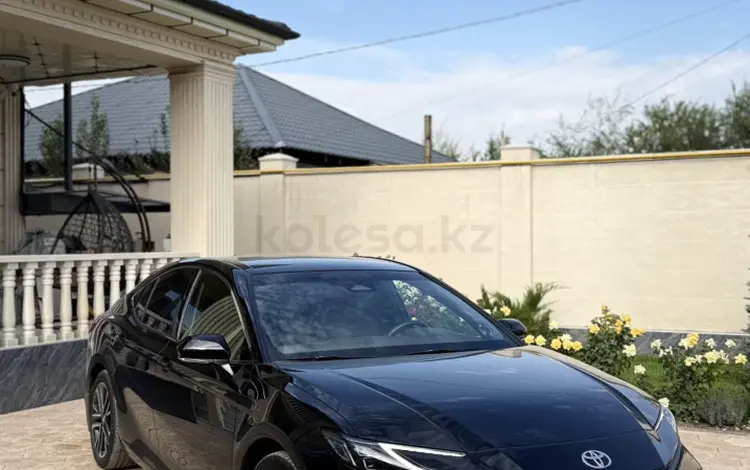 Toyota Camry 2024 года за 20 800 000 тг. в Алматы