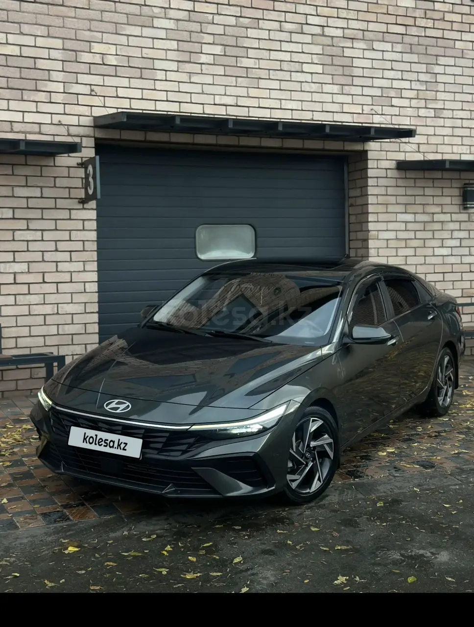 Hyundai Elantra, 2024
