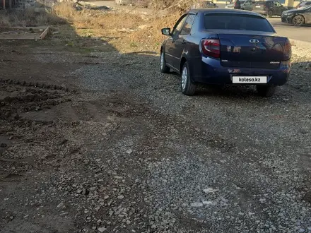 ВАЗ (Lada) Granta 2190 2015 года за 2 400 000 тг. в Караганда – фото 4