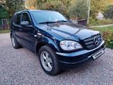 Mercedes-Benz ML 320 1999 годаүшін3 670 000 тг. в Усть-Каменогорск – фото 2