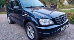 Mercedes-Benz ML 320 1999 годаүшін3 670 000 тг. в Усть-Каменогорск – фото 2