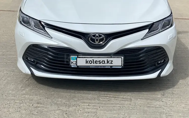 Toyota Camry 2019 года за 12 800 000 тг. в Атырау