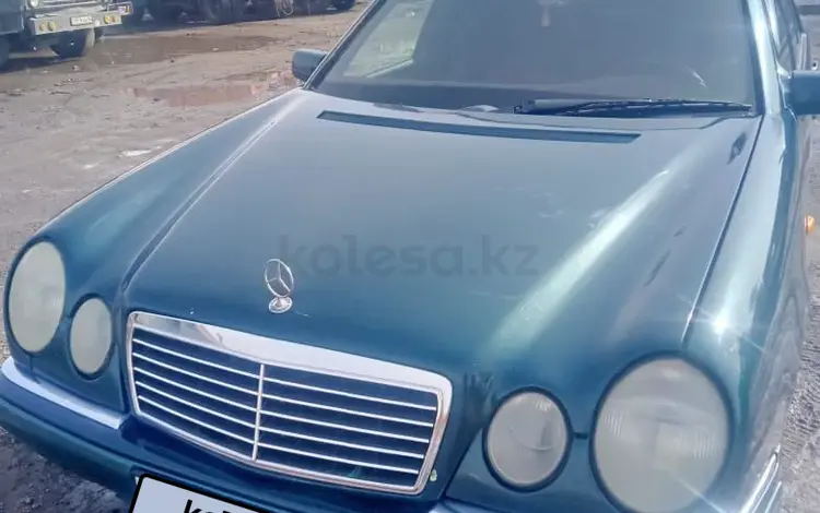 Mercedes-Benz E 230 1996 годаүшін3 500 000 тг. в Семей