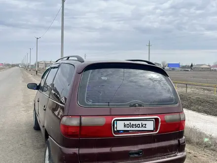 Ford Galaxy 1996 годаүшін1 800 000 тг. в Уральск – фото 3