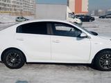 Kia Rio 2022 годаfor8 500 000 тг. в Усть-Каменогорск – фото 3