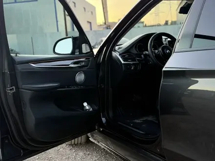 BMW X5 2015 года за 19 200 000 тг. в Караганда – фото 15