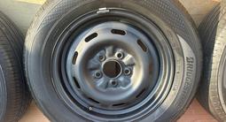 Bridgestone 195/65R15 5*114.3 Летоүшін90 000 тг. в Алматы – фото 5