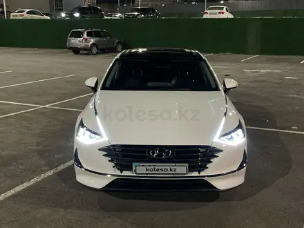 Hyundai Sonata 2022 года за 10 000 000 тг. в Актау – фото 2