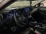 Hyundai Sonata 2022 года за 12 800 000 тг. в Актау – фото 4