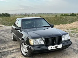 Mercedes-Benz E 260