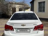 Chevrolet Cruze 2013 года за 3 500 000 тг. в Караганда – фото 3