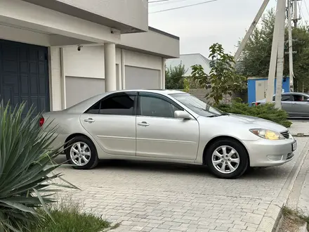 Toyota Camry 2005 года за 5 650 000 тг. в Шымкент – фото 9