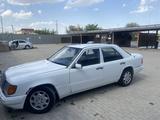 Mercedes-Benz E 230 1989 года за 1 300 000 тг. в Кызылорда – фото 2