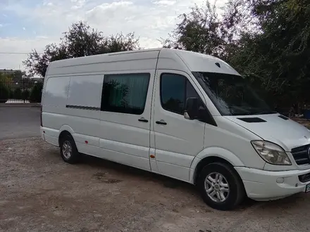 Mercedes-Benz Sprinter 2007 года за 6 900 000 тг. в Алматы – фото 4