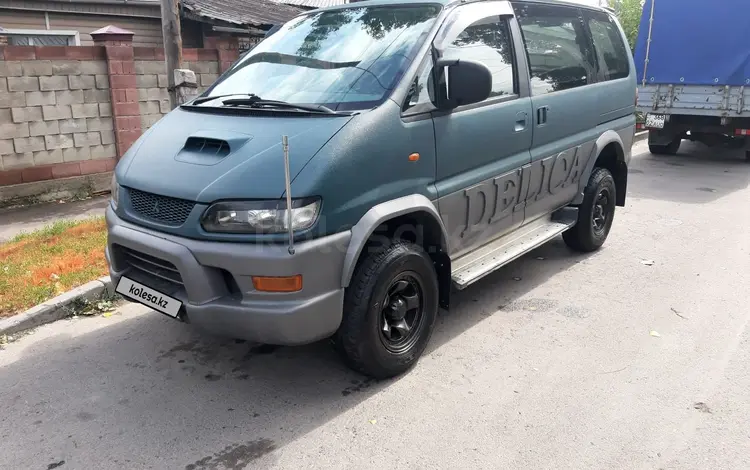 Mitsubishi Delica 1997 годаүшін4 300 000 тг. в Алматы