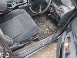 Toyota Carina 1995 года за 1 400 000 тг. в Семей – фото 4