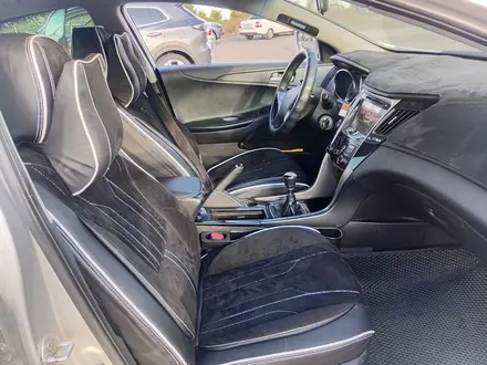 Hyundai Sonata 2011 года за 5 000 000 тг. в Караганда – фото 8