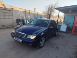 Mercedes-Benz C 180 2002 годаүшін2 500 000 тг. в Конаев (Капшагай)