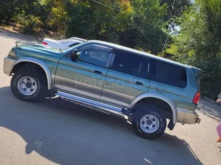 Mitsubishi Challenger 1997 года за 3 600 000 тг. в Алматы – фото 2