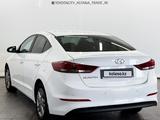 Hyundai Elantra 2018 года за 8 190 000 тг. в Астана – фото 2