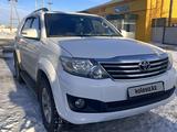 Toyota Fortuner 2015 года за 13 000 000 тг. в Атырау – фото 3