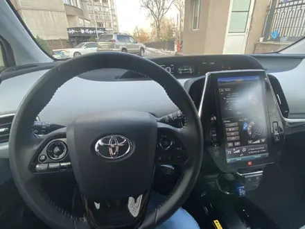Toyota Prius 2019 года за 12 200 000 тг. в Алматы – фото 10