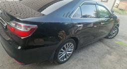 Toyota Camry 2017 года за 12 300 000 тг. в Астана