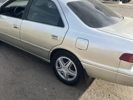 Toyota Camry 2001 года за 3 100 000 тг. в Павлодар – фото 3