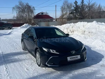 Toyota Camry 2023 года за 17 500 000 тг. в Кызылорда – фото 5