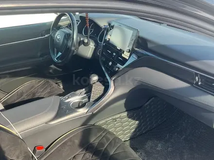 Toyota Camry 2023 года за 17 500 000 тг. в Кызылорда – фото 10