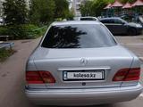 Mercedes-Benz E 200 1997 годаүшін4 500 000 тг. в Петропавловск – фото 5