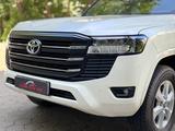 Toyota Land Cruiser 2022 года за 44 000 000 тг. в Астана – фото 3