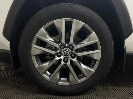 Toyota RAV4 Prestige 2021 года за 14 800 000 тг. в Алматы – фото 16