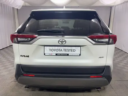 Toyota RAV4 Prestige 2021 года за 14 800 000 тг. в Алматы – фото 4
