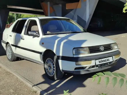 Volkswagen Vento 1993 года за 850 000 тг. в Астана – фото 3