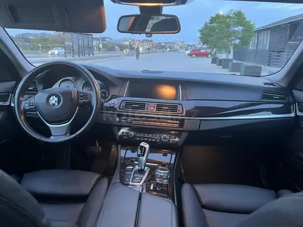 BMW 535 2015 года за 8 300 000 тг. в Актау – фото 13