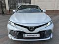 Toyota Camry 2018 года за 15 900 000 тг. в Алматы – фото 3