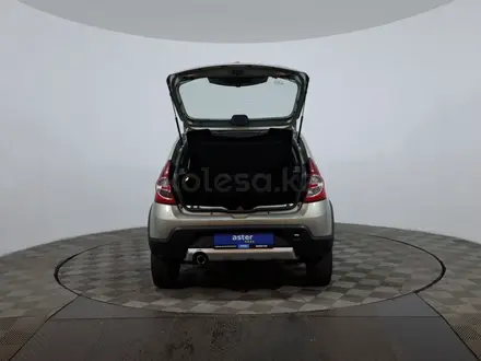 Renault Sandero Stepway 2013 года за 3 390 000 тг. в Астана – фото 9