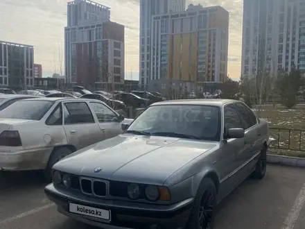 BMW 520 1993 года за 1 800 000 тг. в Астана – фото 4