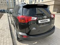Toyota RAV4 2014 годаүшін10 200 000 тг. в Астана