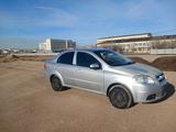 Chevrolet Aveo 2011 года за 3 000 000 тг. в Балхаш – фото 2